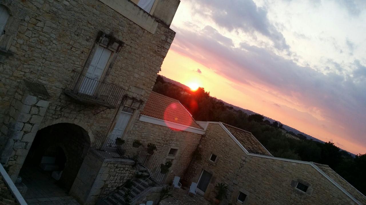Valata Minusa Country Resort Cannizzara エクステリア 写真