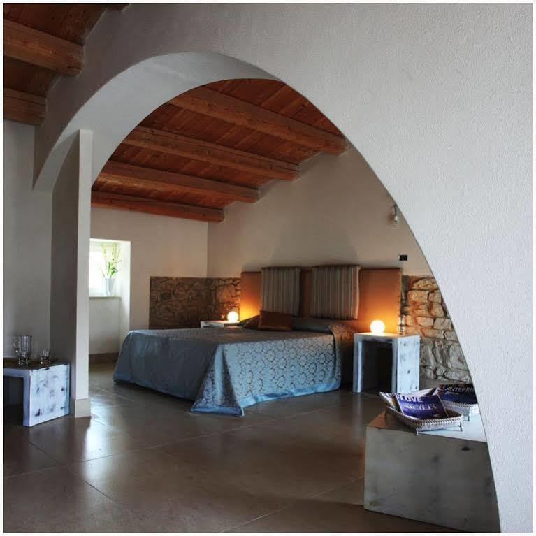 Valata Minusa Country Resort Cannizzara エクステリア 写真